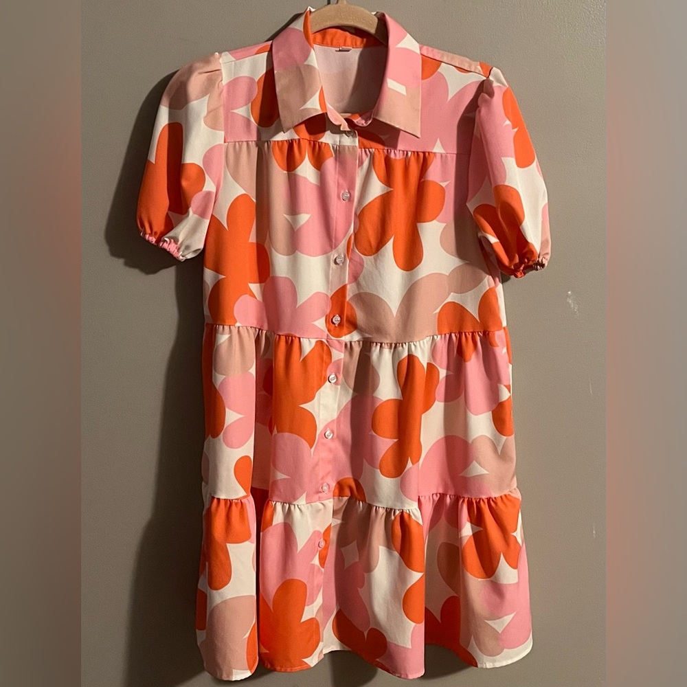 $6❤️Bundled Boutique Floral Button-Up Dress
